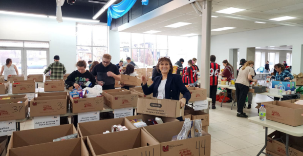Members of the Drummondville team participate in La Guignolée, the community's annual holiday food drive.